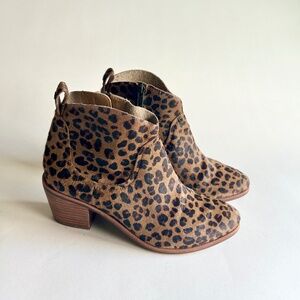UGG Tan Black Animal Print Fur Suede Almond Toe Ankle Boots size 7.5